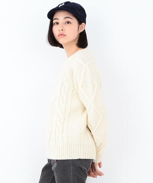 BEAMS BOY（ビームスボーイ）の「BEAMS BOY / 3ゲージ アランクルー（ニット/セーター・レディース・グレー/ナチュラル/ネイビー・ONE SIZE）」の7枚目の写真