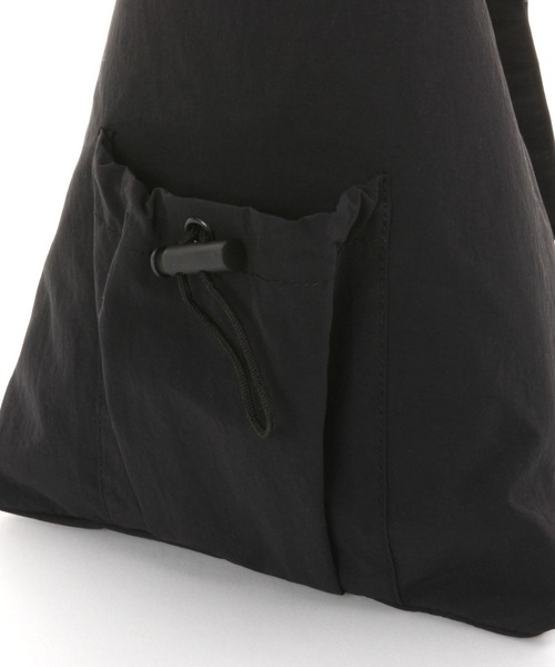 studio CLIP(スタディオクリップ)の「ナイロン中綿ワンショルダーボディバッグ(ボディバッグ/ウエストポーチ・レディース・オレンジ/ブラック/ベージュ・FREE)」の7枚目の写真