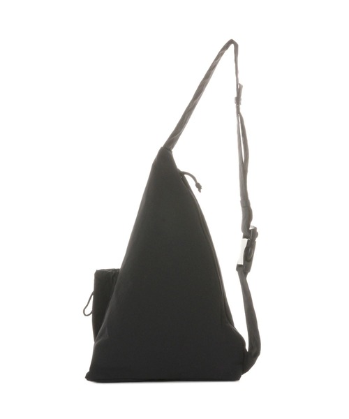 studio CLIP(スタディオクリップ)の「ナイロン中綿ワンショルダーボディバッグ(ボディバッグ/ウエストポーチ・レディース・オレンジ/ブラック/ベージュ・FREE)」の4枚目の写真