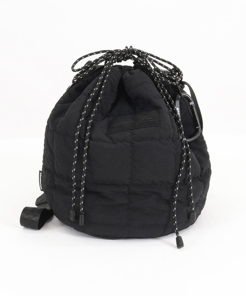 ADAM PATEK(アダムパテック)の「ADAMPATEK/square quilt mini drawstring bag/スクエアキルティングミニ巾着ショルダーバッグ(ショルダーバッグ・メンズ・ホワイト/ブラック/ブルー・フリー)」の19枚目の写真