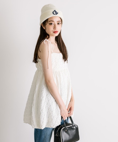 OLIVE des OLIVE（オリーブデオリーブ）の「肩リボンバルーンキャミ　1032040090（チュニック・レディース・アイボリー/ブラック/ピンク・FREE）」の8枚目の写真