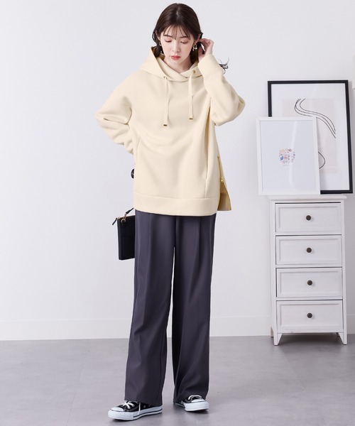 CHAN ME(チャンミ)の「裏起毛サイドジップパーカー(パーカー・レディース・アイボリー/モカ/ブルー/ブラック・LARGE/X-LARGE/MEDIUM)」の6枚目の写真