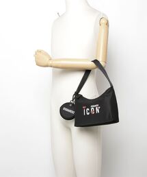 DSQUARED2（ディースクエアード）の「BE ICON HOBO BAG /0232
