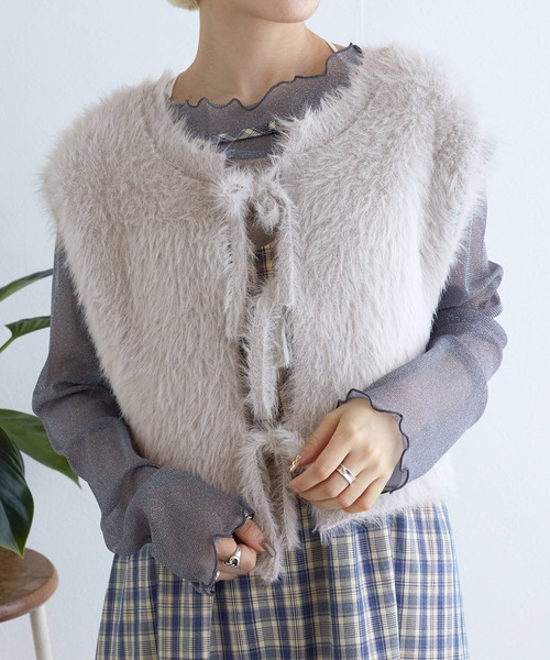 w closet（ダブルクローゼット）の「【前後2WAY】フェザーヤーンリボン