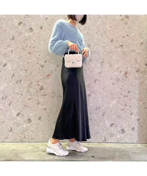 +diana（プラスダイアナ）の「【6cm】クリスタルバックルヒールアップスニーカー（スリッポン・レディース・アイボリー/ブラック・24.0cm/23.5cm/24.5cm/23.0cm/22.5cm/22.0cm/25.0cm/21.5cm/25.5cm）」の9枚目の写真