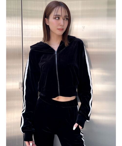 GYDA（ジェイダ）の「ベロアラインショートPK（カーディガン/ボレロ・レディース・ブラック/ベージュ・FREE）」の3枚目の写真