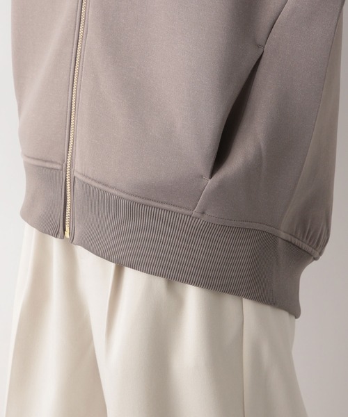 GLOBAL WORK(グローバルワーク)の「ライトクッションZIPブルゾン/976893(Tシャツ/カットソー・レディース・グレイッシュベージュ/ブラウン系その他6/ブラック・LARGE/MEDIUM)」の22枚目の写真