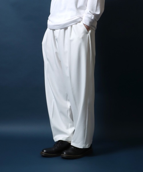 ANPAS（アンパス）の「2Tuck Wide Balloon Pants/センタープレス 2タック ワイドバルーンパンツ ワイドスラックス メンズ ボトムス（スラックス・メンズ・チャコール/モカ/アイボリー/ブラック/ホワイト・S/M/L/LL）」の21枚目の写真