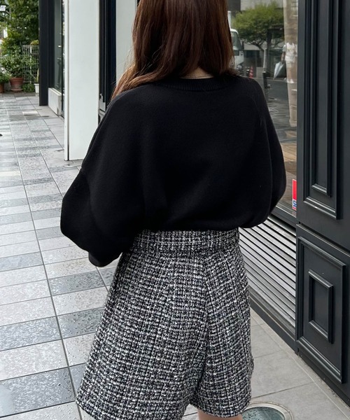 INGNI（イング）の「イニシャル刺しゅうロゴニット（ニット/セーター・レディース・ブラック/グレー/アイボリー・M）」の21枚目の写真