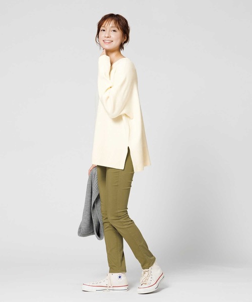 Right-on（ライトオン）の「【HONEYSUCKLE ROSE】キレイがつづくニット マシュマロタッチクルーニット（ニット/セーター・レディース・ブラック/オフホワイト・L/M）」の4枚目の写真