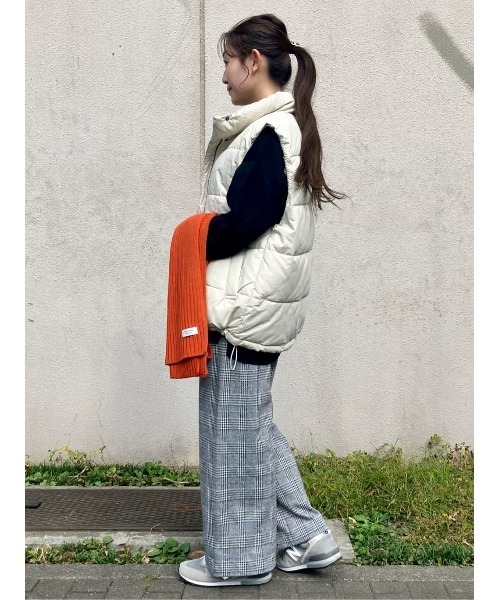 Right-on（ライトオン）の「【HONEYSUCKLE ROSE】キレイがつづくニット マシュマロタッチクルーニット（ニット/セーター・レディース・ブラック/オフホワイト・L/M）」の22枚目の写真