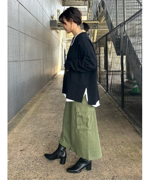 Right-on（ライトオン）の「【HONEYSUCKLE ROSE】キレイがつづくニット マシュマロタッチクルーニット（ニット/セーター・レディース・ブラック/オフホワイト・L/M）」の7枚目の写真