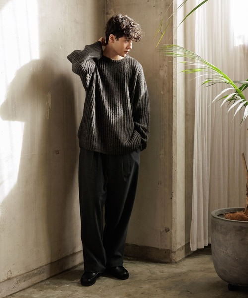 niko and...(ニコアンド)の「アゼワイドニットプルオーバー(ニット/セーター・メンズ・ブラウン/キャメル/チャコール/ブルー・MEDIUM/LARGE)」の6枚目の写真