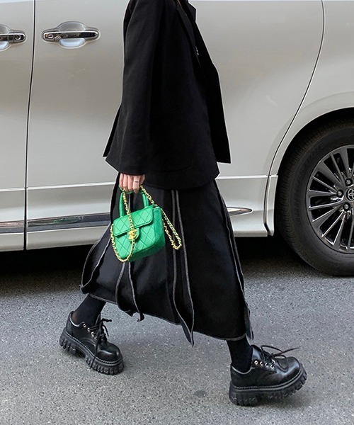 c.u.l（シーユーエル）の「ラインステッチ ロングスカート culw613（スカート・レディース・ブラック・M/L）」の3枚目の写真