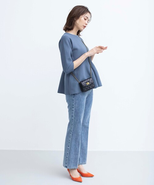 組曲（クミキョク）の「【WEB限定】スポンディッシュペプラム ニット（ニット/セーター・レディース・サックスブルー系/ネイビー系/アイボリー系・2/3）」の6枚目の写真