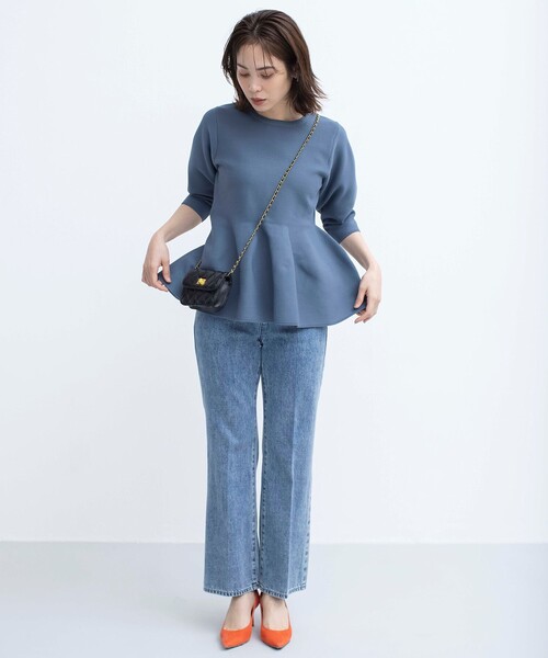 組曲（クミキョク）の「【WEB限定】スポンディッシュペプラム ニット（ニット/セーター・レディース・サックスブルー系/ネイビー系/アイボリー系・2/3）」の7枚目の写真