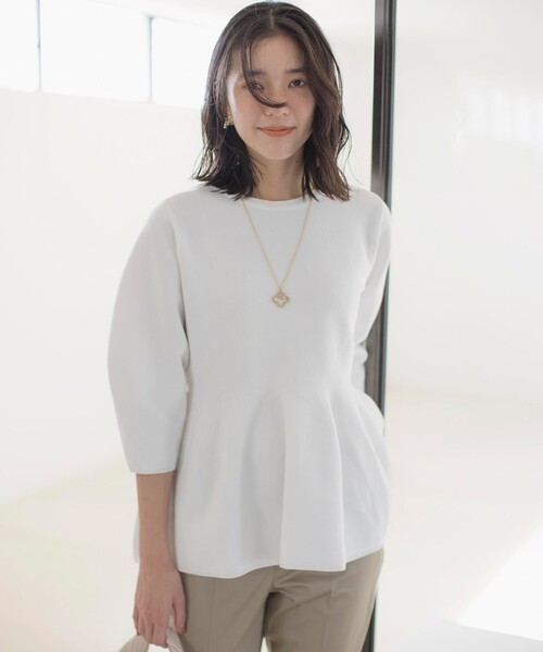 組曲（クミキョク）の「【WEB限定】スポンディッシュペプラム ニット（ニット/セーター・レディース・サックスブルー系/ネイビー系/アイボリー系・2/3）」の9枚目の写真