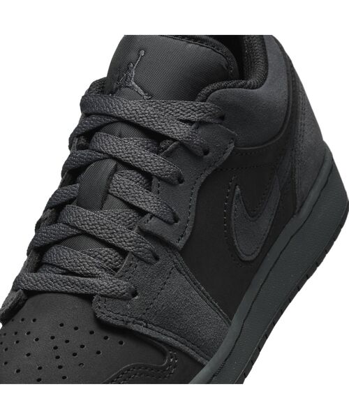JORDAN BRAND（ジョーダンブランド）の「エア ジョーダン 1 LOW SE クラフト ジュニアシューズ / Air Jordan 1 Low SE Craft Big Kids' Shoes＜22.5-25cm 展開＞（スニーカー・キッズ・グレー系その他・23/23.5/24.5/24/22.5/25）」の14枚目の写真
