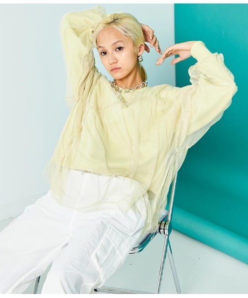 Settimissimo（セッティミッシモ）の「裏毛 チュールレイヤード ギャザーデザイン プルオーバー（スウェット・レディース・イエロー×グリーン/スミクロ・FREE）」の13枚目の写真