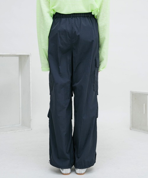 KBF（ケイビーエフ）の「ルーズカーゴパンツ（その他パンツ・レディース・シルバー/ネイビー/ホワイト・ONE）」の11枚目の写真