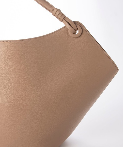 kakatoo（カカトゥ）の「カカトゥ kakatoo / ワンハンドルトートバッグ（トートバッグ・レディース・ブラック/ベージュ・FREE）」の12枚目の写真