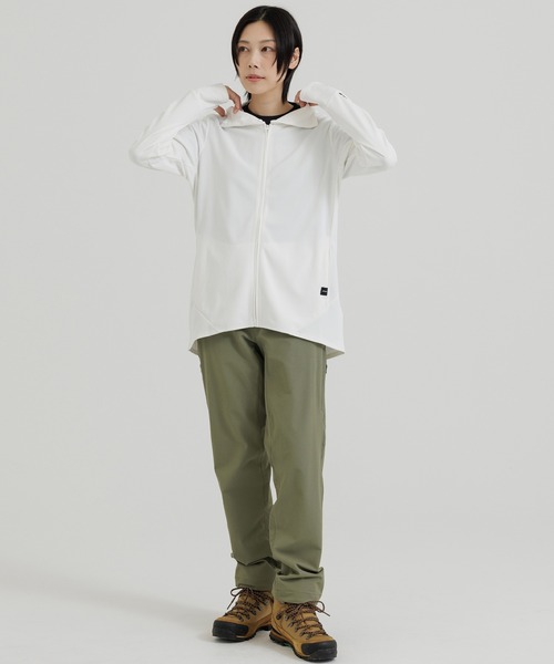 phenix outdoor(フェニックスアウトドア)の「phenix OUTDOOR(フェニックスアウトドア) レディース エクストラストレッチ リラクシングナイロンパンツ スタンダートシルエット アラートパンツ (撥水加工)(その他パンツ・レディース・ブラック/ベージュ/ネイビー/カーキ・SMALL/MEDIUM/LARGE)」の17枚目の写真