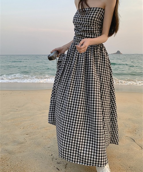 Twinkle;pm(トゥインクルピーエム)の「ギンガムチェックロングワンピース(ワンピース・レディース・ブラック×ホワイト・SMALL/MEDIUM/LARGE/X-LARGE)」の6枚目の写真