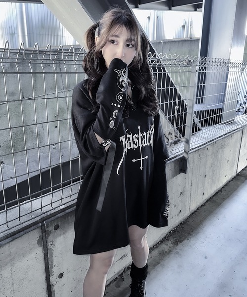 Revo.（レボ）の「袖取り外し 2way ハーフジップ ポンチ プルオーバー（Tシャツ/カットソー・レディース・ホワイト/ブラック/サックスブルー/ホワイト×ブラック/ブラック×ホワイト・M/L）」の17枚目の写真