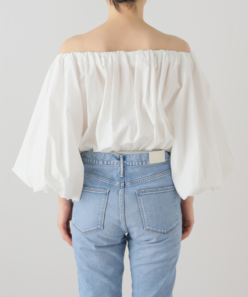 Noble（ノーブル）の「タイプライターオフショルバルーンブラウス（シャツ/ブラウス・レディース・ホワイト・FREE）」の8枚目の写真