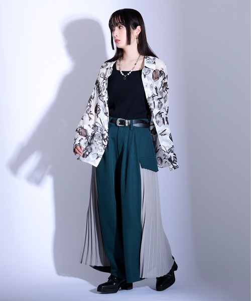Ellno Loset（エルノロゼット）の「サイドシアープリーツワイド