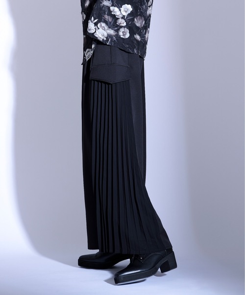 Ellno Loset（エルノロゼット）の「サイドシアープリーツワイドパンツ（その他パンツ・メンズ・ブラック/グリーン系その他・X-SMALL/MEDIUM/LARGE/SMALL）」の21枚目の写真