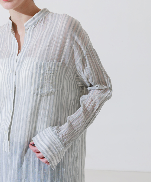 Rouge vif（ルージュヴィフ）の「シルク混シアーストライプ楊柳ワンピース（ワンピース・レディース・ベージュ/グレー・フリー）」の14枚目の写真