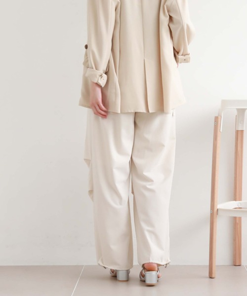 archives(アルシーヴ)の「H/Wタックパラシュートパンツ(カーゴパンツ・レディース・グレー/ブラック/アイボリー・MEDIUM)」の7枚目の写真