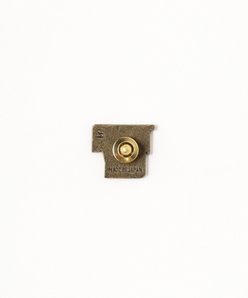 BEAMS BOY（ビームスボーイ）の「SOFT CREAM / TOKYO CITY ピン（ブローチ/コサージュ・レディース・ゴールド/シルバー・ONE SIZE）」の5枚目の写真