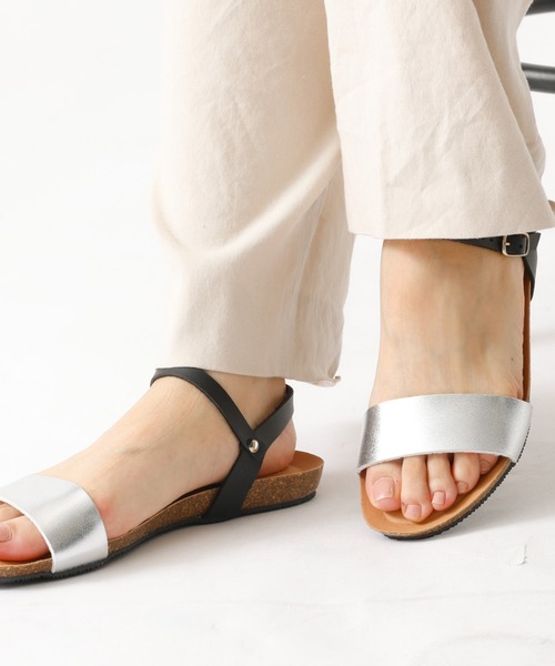 PLAKTON（プラクトン）の「追加2【PLAKTON/プラクトン】ストラップサンダル（サンダル・レディース・ベージュ/ブラック/シルバー・38/39/35/36/37）」の3枚目の写真