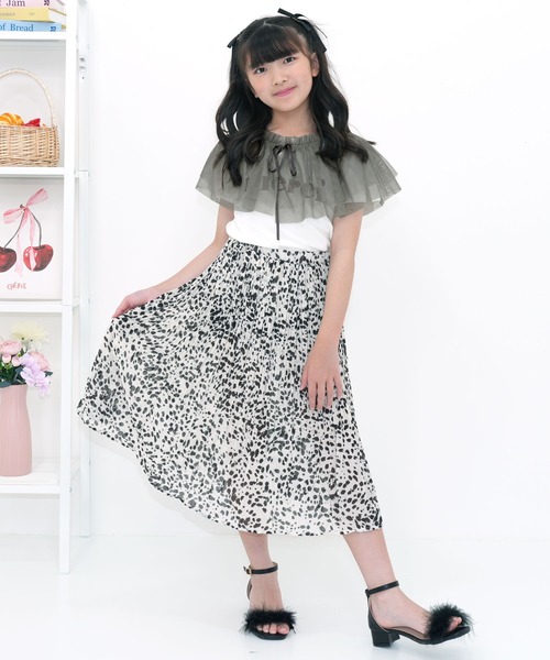 Bee des Bee（ビーデスビー）の「マルチウェイ ワンショルダーチュール付け襟 ビスチェ（付け襟・キッズ・ホワイト/チャコール・フリー）」の11枚目の写真