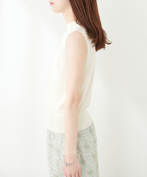 natural couture(ナチュラルクチュール)の「プチプラプチハイノースリニット(タンクトップ・レディース・グレイッシュベージュ/ブラック/サックスブルー/アイボリー/ピンク・FREE)」の12枚目の写真