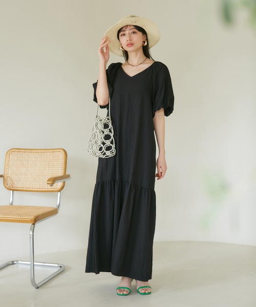 VIS(ビス)の「袖ボリューム裾ギャザーワンピース(ワンピース・レディース・ブラック/ベージュ系その他/オリーブ・FREE)」の5枚目の写真