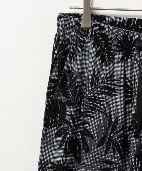 NAVY(ネイビー)の「接触冷感ゆったり快適なレーヨンショーツ/ステテコ(その他パンツ・メンズ・ネイビー系1/グレー系2/ブラック系2/ブラック系1/グレー系1/ブラック系3/レッド系1/ネイビー系4/ネイビー系3/ネイビー系2・M/XL/L)」の20枚目の写真