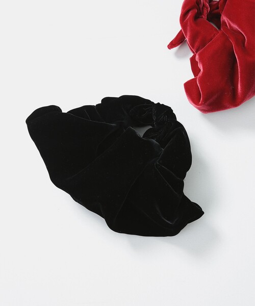 Demi-Luxe BEAMS(デミルクス ビームス)の「PAPYRUS × Demi-Luxe BEAMS / Candy Wrapper ベルベット ハンドバッグ M(トートバッグ・レディース・ブラック/レッド・ONE SIZE)」の1枚目の写真