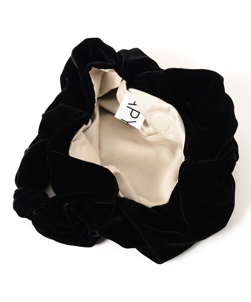 Demi-Luxe BEAMS(デミルクス ビームス)の「PAPYRUS × Demi-Luxe BEAMS / Candy Wrapper ベルベット ハンドバッグ M(トートバッグ・レディース・ブラック/レッド・ONE SIZE)」の9枚目の写真