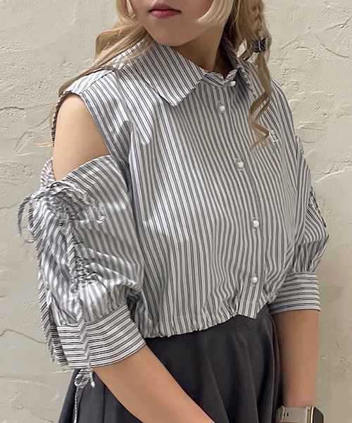 TORTE（トルテ）の「ドロストスリーブショートシャツ（シャツ/ブラウス・レディース・ブルー系その他/ダークブルー/ブラック系その他/グレー/ホワイト・FREE）」の2枚目の写真