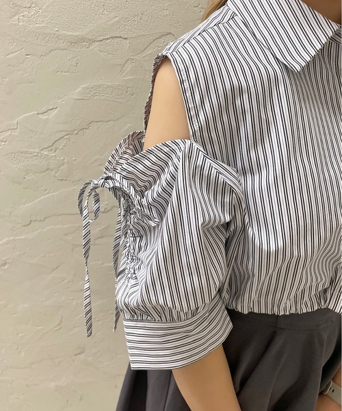 TORTE（トルテ）の「ドロストスリーブショートシャツ（シャツ/ブラウス・レディース・ブルー系その他/ダークブルー/ブラック系その他/グレー/ホワイト・FREE）」の20枚目の写真