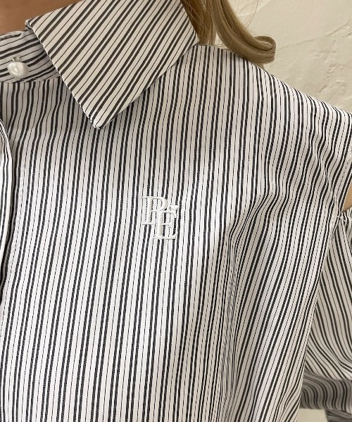 TORTE（トルテ）の「ドロストスリーブショートシャツ（シャツ/ブラウス・レディース・ブルー系その他/ダークブルー/ブラック系その他/グレー/ホワイト・FREE）」の21枚目の写真