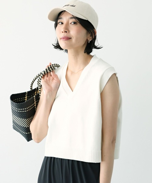 BARNYARDSTORM（バンヤードストーム）の「BARNYARDSTORM / コンパクトベスト /ハンドウォッシャブル（ニット/セーター・レディース・ブラック/ホワイト・1/0）」の11枚目の写真