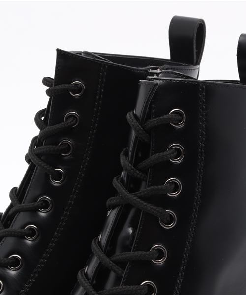 NINE(ナイン)の「レースアップショートブーツ(ブーツ・レディース・ブラック/ホワイト/キャメル・L/S/M)」の8枚目の写真