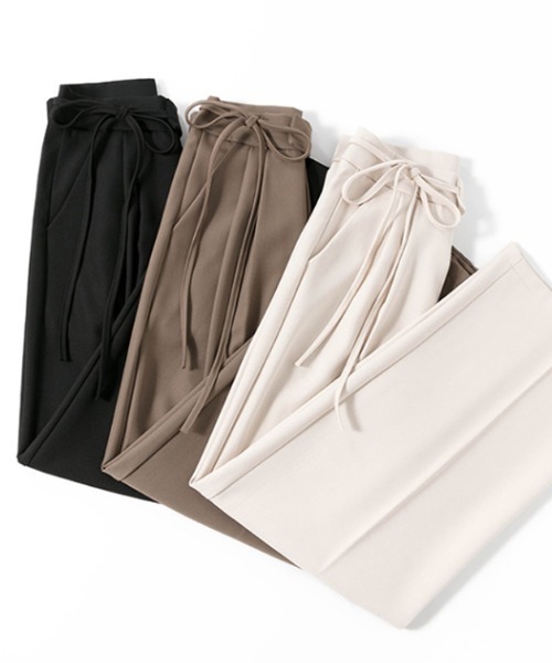 COCOMOMO（ココモモ）の「スラッと綺麗みせ サイドリボン タック入り スラックスパンツ ストレート センタープレス（スラックス・レディース・アイボリー/ブラウン/ブラック・XL/L/M/S）」の22枚目の写真