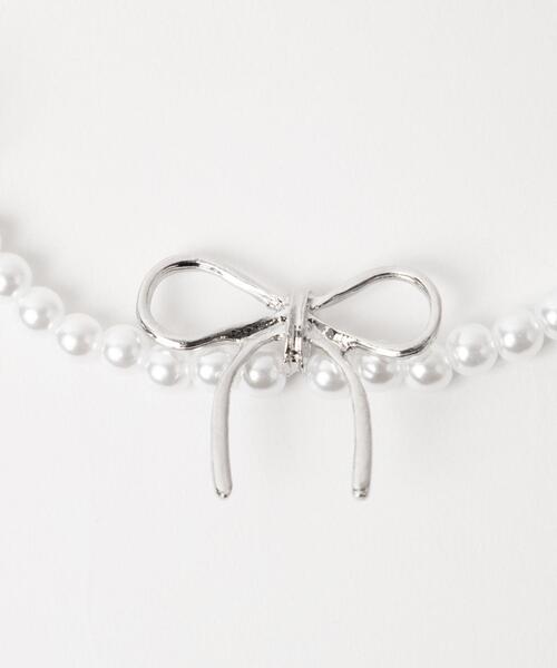 WEGO(ウィゴー)の「WEGO/パールメタルリボンネックレス(ネックレス・レディース・オフホワイト・FREE)」の4枚目の写真