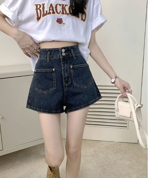 gossip！ロサンゼルス（ゴシップロサンゼルス）の「フェミニンデニムショートパンツ（デニムパンツ・レディース・ブルー・M/L/S）」の3枚目の写真