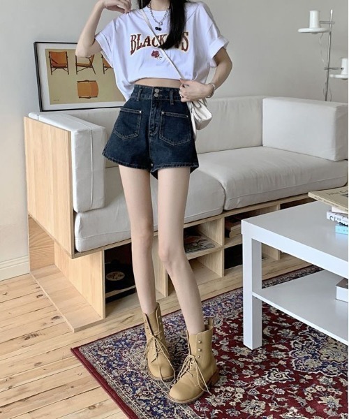 gossip！ロサンゼルス（ゴシップロサンゼルス）の「フェミニンデニムショートパンツ（デニムパンツ・レディース・ブルー・M/L/S）」の12枚目の写真